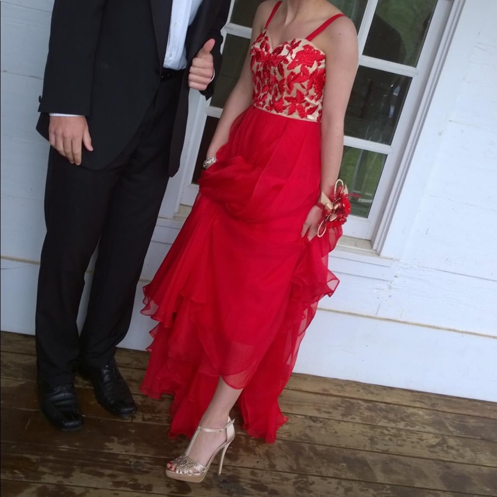 Sherri Hill Red Prom Dress